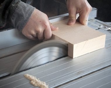 Как выбрать распиловочный станок: полное руководство